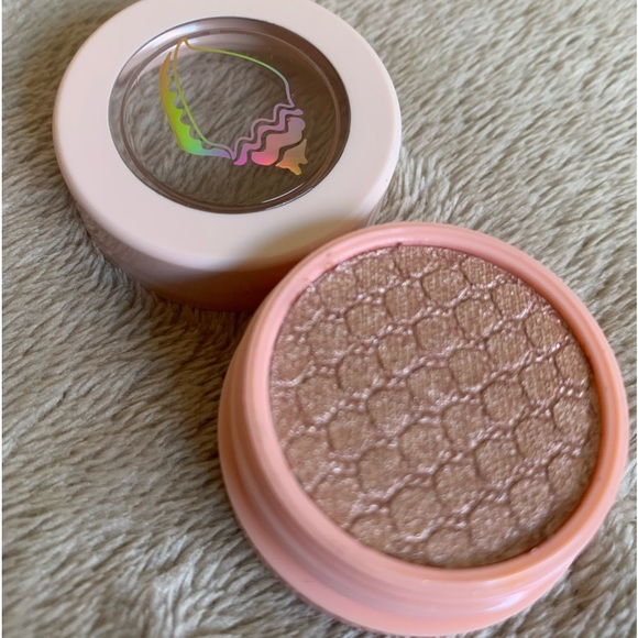 Colourpop Disney Princess Super Shock Eyeshadow in How Far I’ll Go Pocahontas - Picture 6 of 7